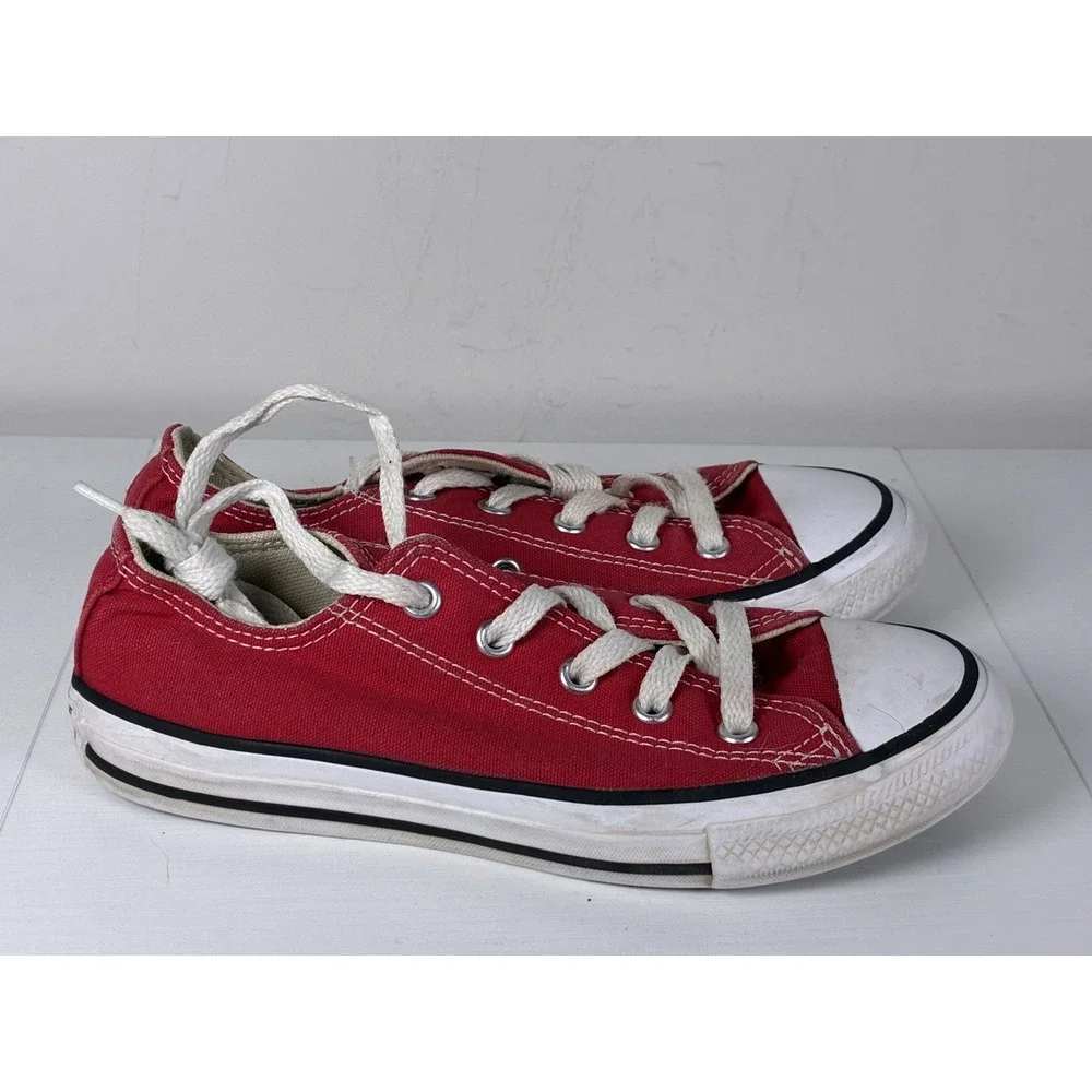 Size 1 Child Converse All Star Low Red Canvas Shoes Chuck Taylor